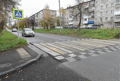 Отремонтированная дорога, построенные тротуары, довольные горожане  
