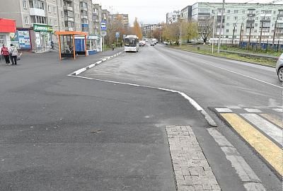 Отремонтированная дорога, построенные тротуары, довольные горожане  