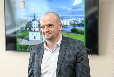 Владислав Пинаев встретился с директорским корпусом